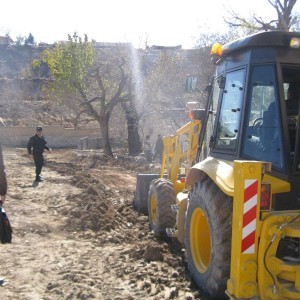 آزادسازی ۶۰۰ مترمربع از اراضی بستر و حریم مسیل در روستای چناران رودهن آزادسازی ۶۰۰ مترمربع از اراضی بستر و حریم مسیل در روستای چناران رودهن