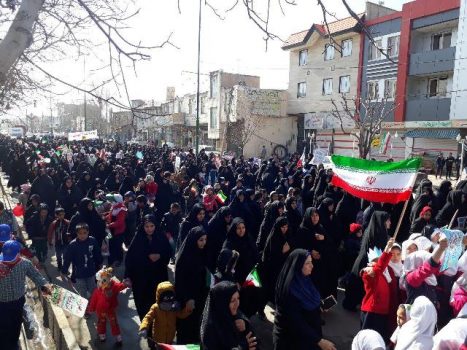 راهپیمایی یومالله ۲۲ بهمن در شهر آبسرد برگزار شد