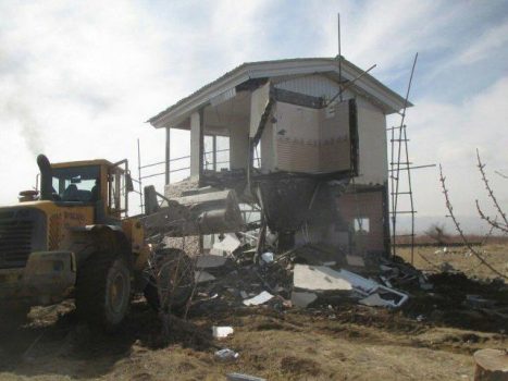 ۱۷ هکتار از اراضی کشاورزی روستای جابان دماوند به چرخه تولید بازگشت/ ۴۷ فقره دیوارکشی به همراه اسکلت و بنای نیمهکاره در روستای جابان تخریب شد