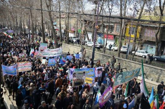 راهپیمایی یومالله 22 بهمن در شهرهای دماوند، رودهن، آبسرد، آبعلی و کیلان برگزار شد راهپیمایی یومالله ۲۲ بهمن در شهرهای دماوند، رودهن، آبسرد، آبعلی و کیلان برگزار شد