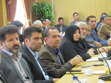 متاسفانه برخی ادارات و ارگانهای دولتی خودسرانه به حساب شهرداری بنر سفارش میدهند/ طبق برآورد صورت گرفته 90 میلیون تومان نصب بنر در سال 96 داشتیم متاسفانه برخی ادارات و ارگانهای دولتی خودسرانه به حساب شهرداری بنر سفارش میدهند/ طبق برآورد صورت گرفته ۹۰ میلیون تومان نصب بنر در سال ۹۶ داشتیم