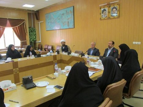 نخستین نشست امور بانوان شهرستان دماوند برگزار شد/ تجلیل از نمایندگان و رابطان بانوان ادارات در شهرستان دماوند