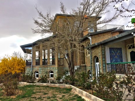 باغ زند و عمارت سنتی در روستای جابان دماوند