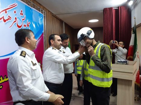 دومین همایش راکبین موتورسیکلت در شهرستان دماوند برگزار شد/ اهدای ۳۵۰ کلاه ایمنی رایگان به موتورسواران در دماوند
