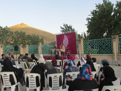 آیین نکوداشت روز قلم و افتتاحیه برنامههای ادبی در کنار برج یادمان شبلی آیین نکوداشت روز قلم و افتتاحیه برنامههای ادبی در کنار برج یادمان شبلی