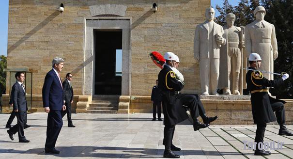 Kerry (second from left) attends an Antikabir wreath-laying ceremony at the Tomb of Ataturk in Ankara, Turkey, on March 2. | Reuters