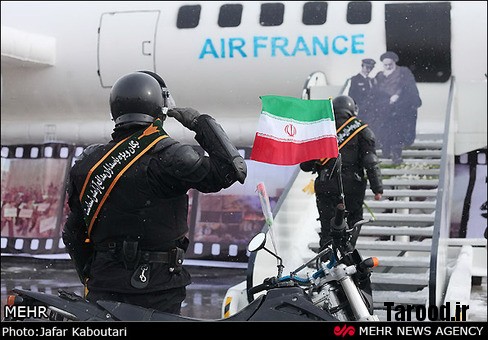 باز هم شیرین کاری در جشن بزرگ انقلاب!+تصاویر