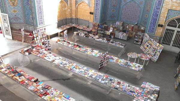 namayeshgah ketab gilavand (11)