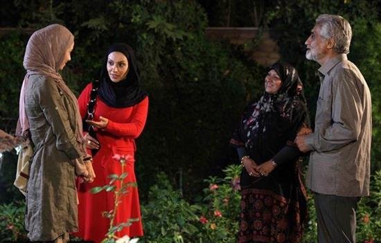 زیبا بروفه در استخر