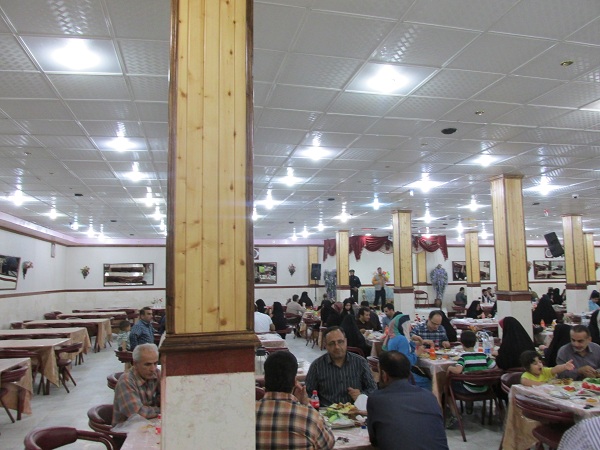 ایتام افطاری
