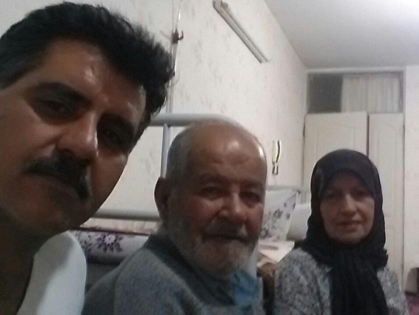 محمد علی قاسمی به همره پدر و مادر