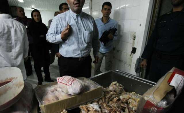 Salami sausage factory (2)