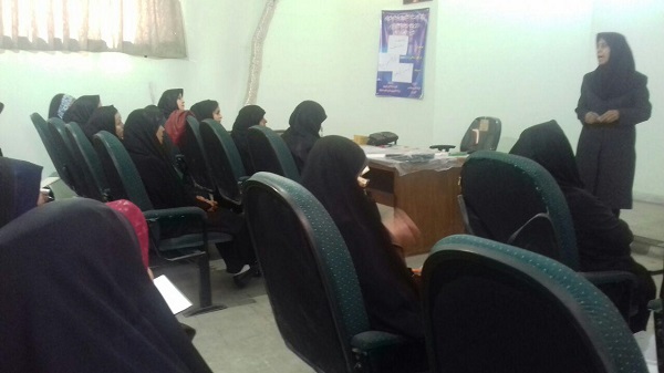 دوره آموزش آشنایی با گیاهان دارویی در شهرستان دماوند