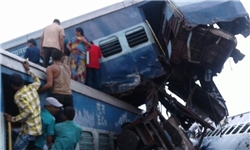 خروج قطار از ریل در هند