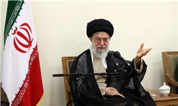 رهبر انقلاب در دیدار جمعی از فعالان فرهنگی یزد و همدان