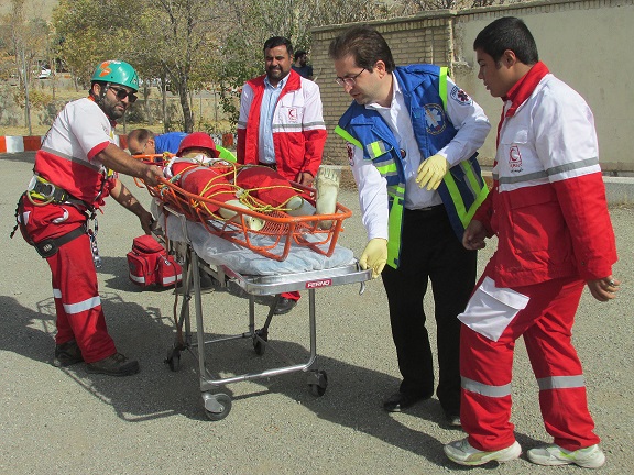 مانور زلزله در هنرستان دکتر حسابی