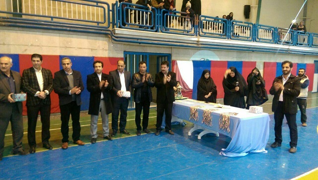 مسابقات کاراته دانش آموزی
