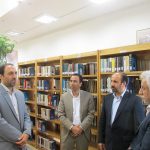 کتابخانه گردی