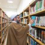 کتابخانه گردی