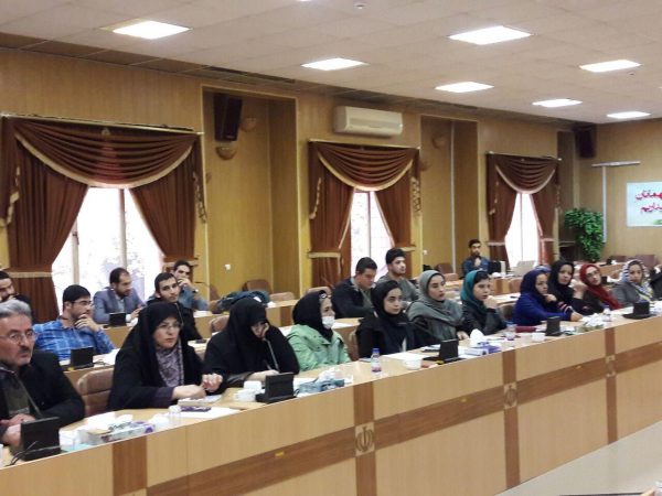 نشست شورای مشورتی جوانان شهرستان دماوند (1)