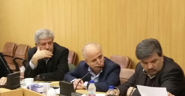 نشست بررسی مشکلات مسکن مهر شهرستان دماوند با حضور قائم مقام وزیر راه و شهرسازی (1)