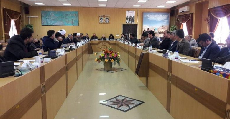نشست بررسی مصوبات کمیته برنامه‌ریزی شهرستان دماوند (1)
