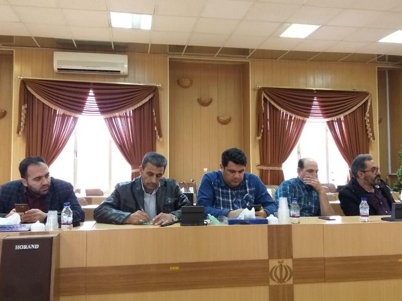 نشست خبری فرماندار شهرستان دماوند به مناسبت چهلمین سال پیروزی انقلاب اسلامی و فرارسیدن ایام دهه مبارک فجر (1)