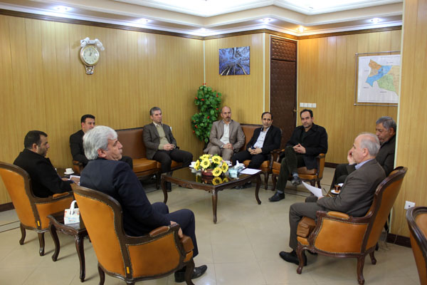 نشست ستاد مدیریت بحران شهرستان دماوند (1)