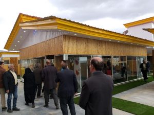 مجتمع گردشگری باغ امید در شهر آبسرد (1)