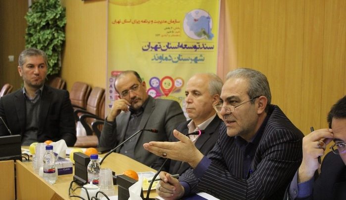نشست کمیته برنامه‌ریزی شهرستان دماوند با حضور رئیس سازمان مدیریت برنامه‌ریزی و بودجه استان تهران (7)