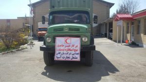باکس آب معدنی توسط شرکت بازرگانی مشعل تجارت آسیا به جمعیت هلال احمر دماوند جهت کمک به سیل‌زدگان