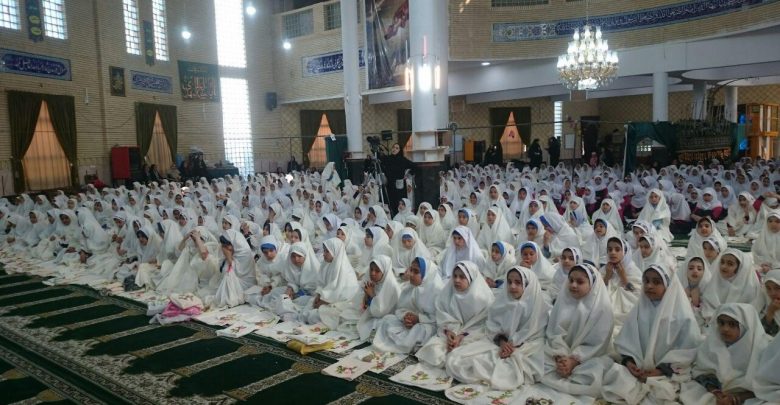 جشن تکلیف برای بیش از ۸۰۰ دانش‌آموز دختر مدارس دماوند +تصاویر (13)