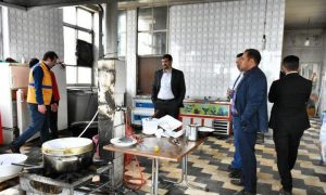 مرغ و گوشت از رستوران‌های بین‌راهی در دماوند (12)