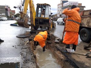 پل‌ عابر پیاده‌ در بلوار آیت‌الله خامنه‌ای گیلاوند (2)