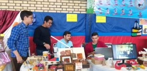 نمایشگاه دستاوردهای مدارس غیردولتی دماوند (1)