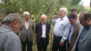بازدید کارگروه رونق تولید از دامداری پرواری قرایی در روستای اوزن‌دره دماوند (1)