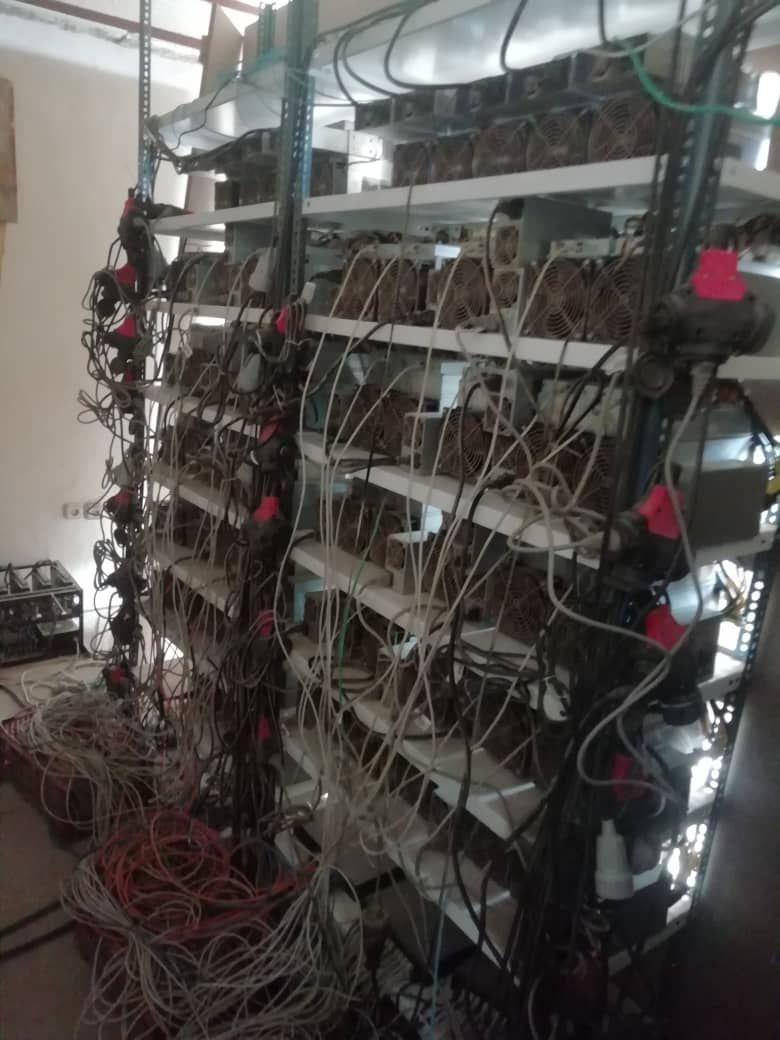 کشف 63 دستگاه ماینر بیت کوین از یک واحد سردخانه در دماوند (2)